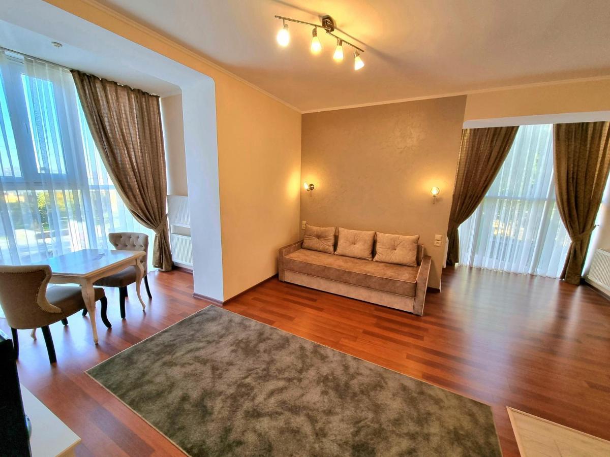 Helen Hotel Nikolayev Luaran gambar