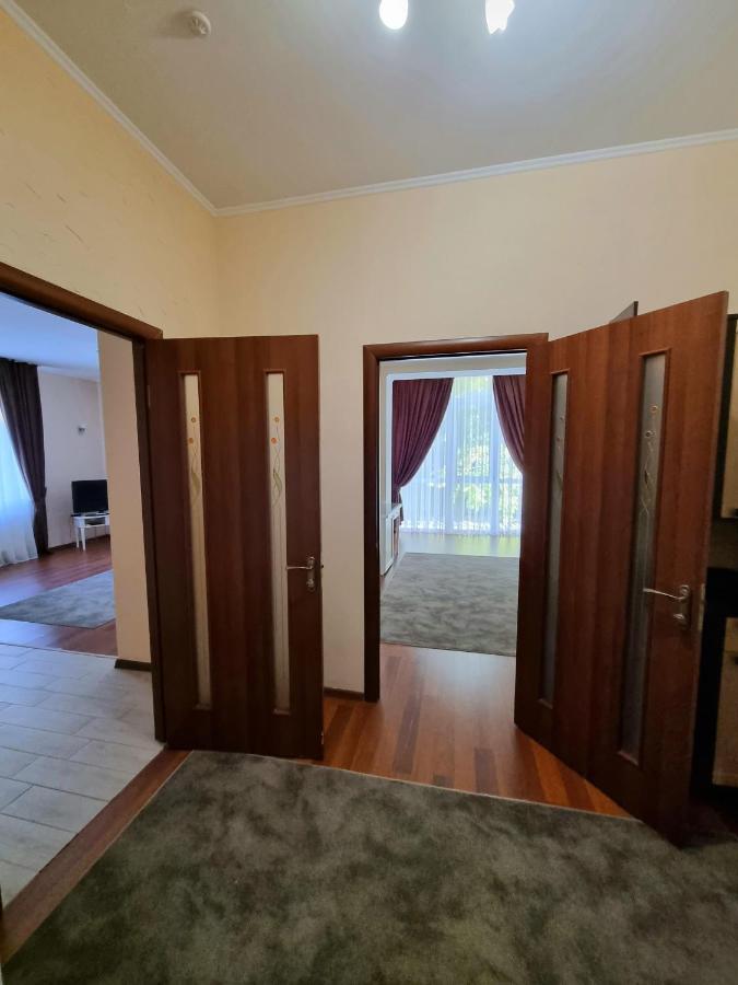 Helen Hotel Nikolayev Luaran gambar