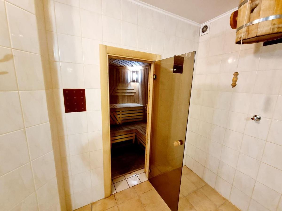 Helen Hotel Nikolayev Luaran gambar