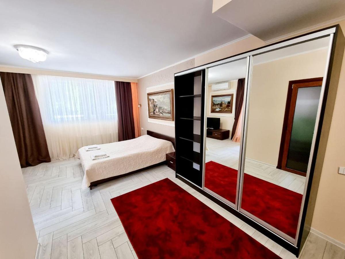 Helen Hotel Nikolayev Luaran gambar