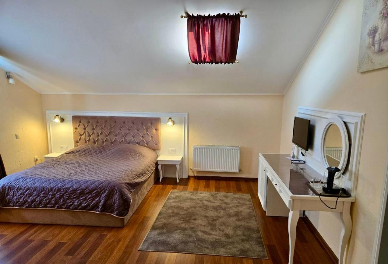 Helen Hotel Nikolayev Luaran gambar