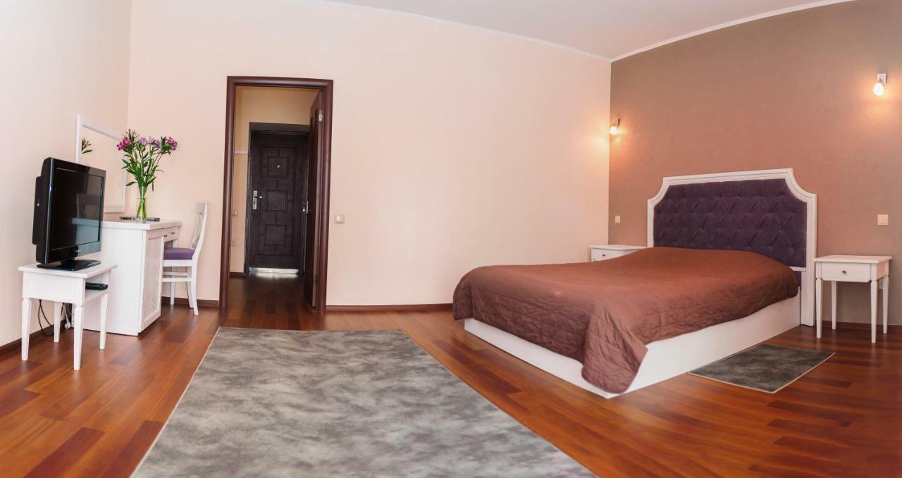 Helen Hotel Nikolayev Luaran gambar