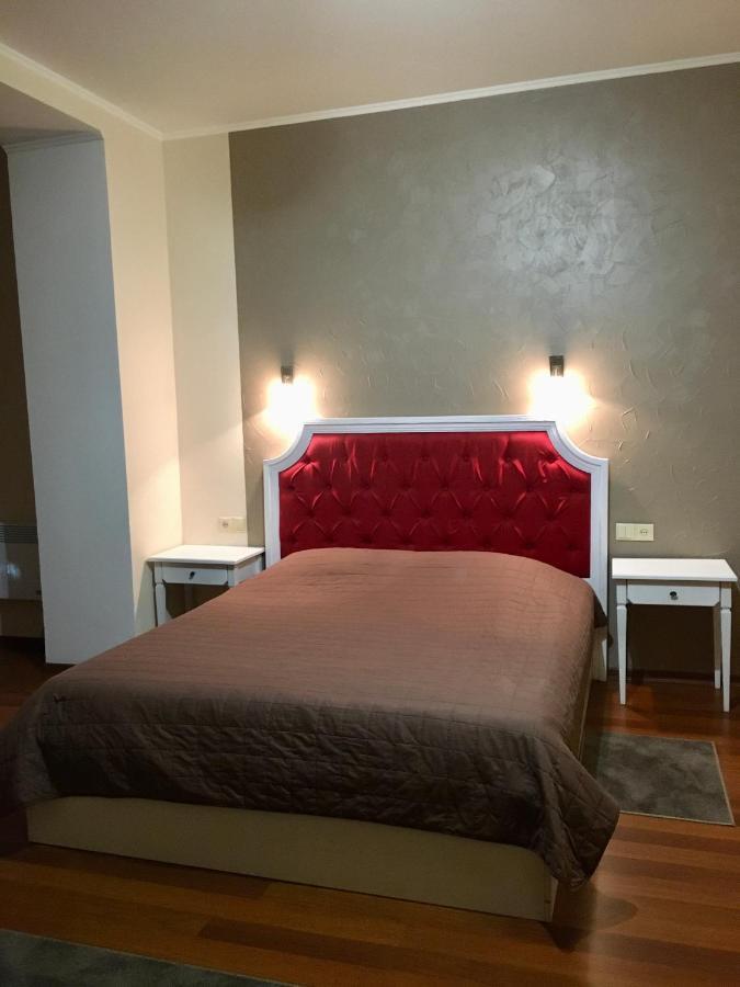 Helen Hotel Nikolayev Luaran gambar